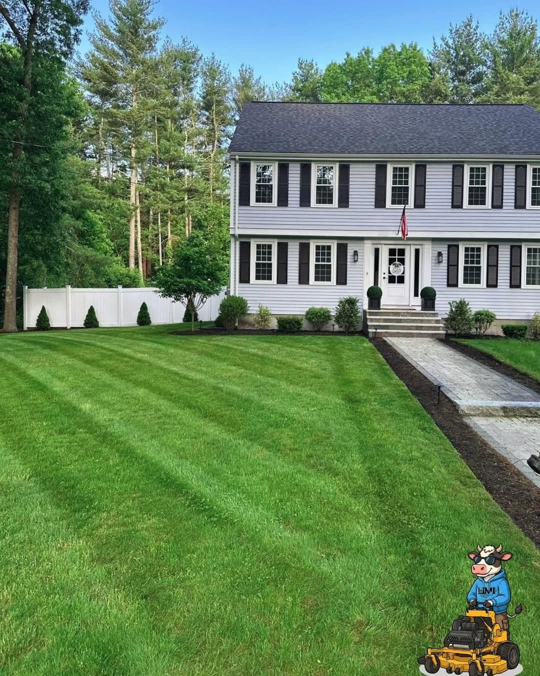 Weekly & Bi-Weekly Mowing by Limi Landscaping in Massachusetts — real job photo 1