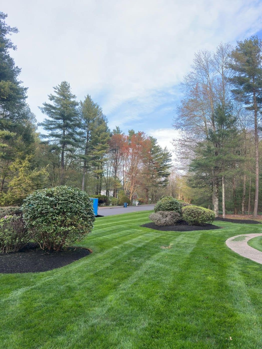 Weekly & Bi-Weekly Mowing by Limi Landscaping in Massachusetts — real job photo 3